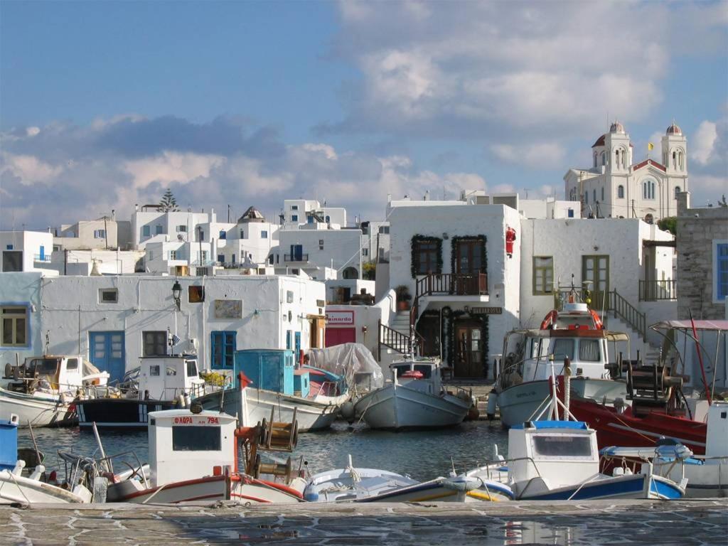 Sunloft-Paros Aparthotel Náusza Kültér fotó